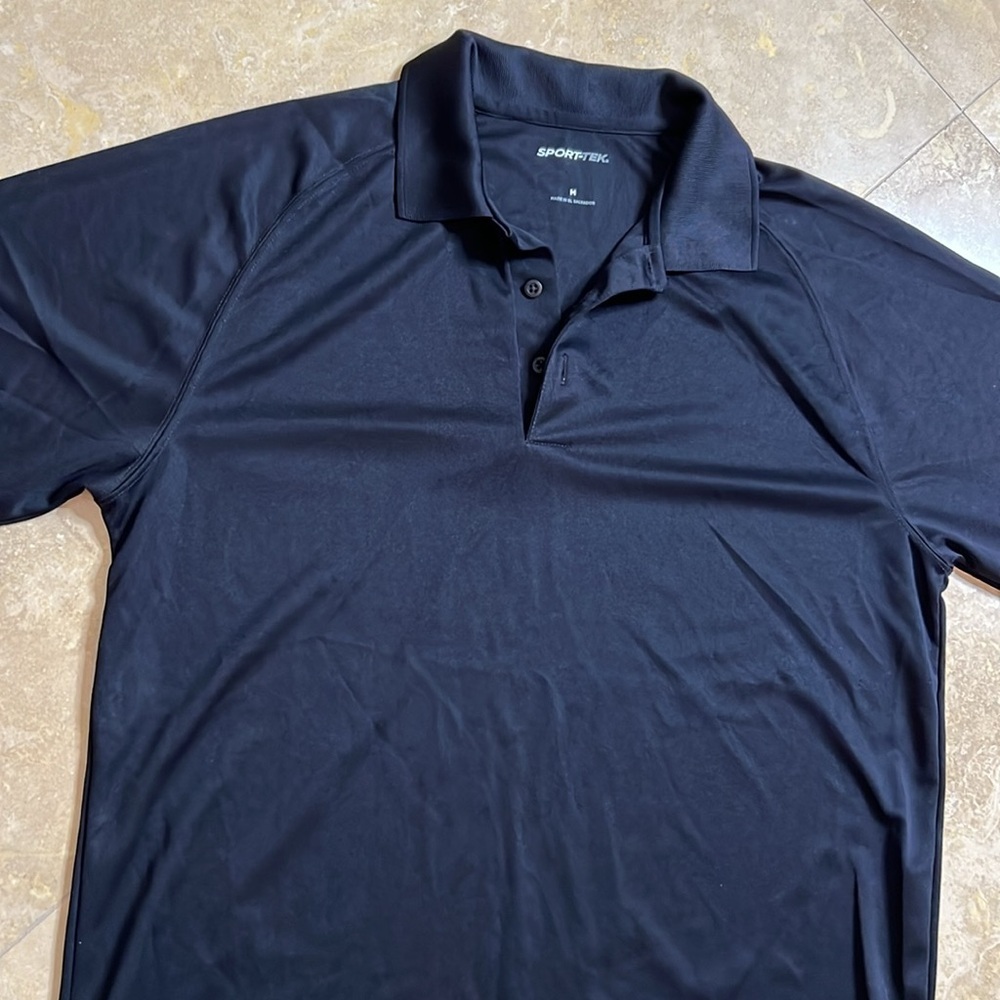 💙Men’s collared tee💙 - Picture 3 of 3
